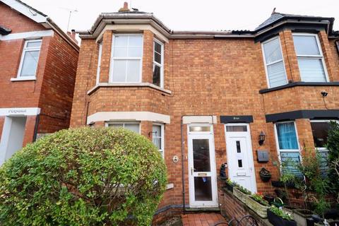 3 bed property, in Western Road, £325,000