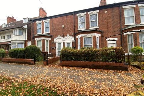 6 bed property, in Marlborough Avenue, £440,000