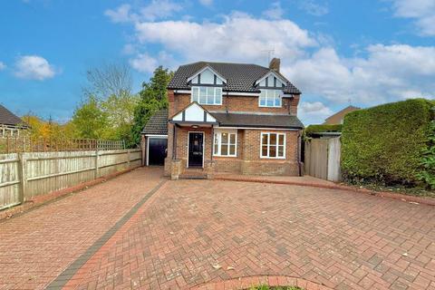 4 bed property, in Canesworde Road, £600,000