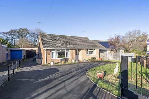 3 bed property, in Bridle Way, £535,000
