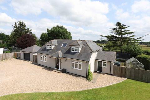 4 bed property, in Ascot Road, £1,395,000