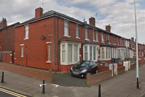 3 bed property, in Gorton Street, £100,000