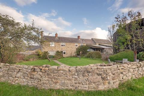 4 bed property, in The Farmhouse, £625,000