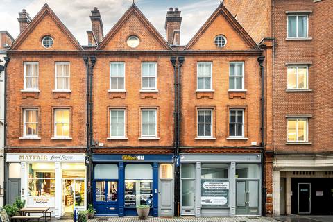2 bed property, in North Row, £2,350,000