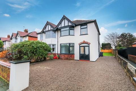 3 bed property, in Cleveleys Road, £320,000