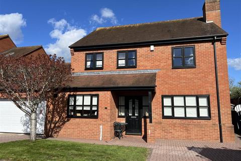 4 bed property, in The Walled Garden, £450,000