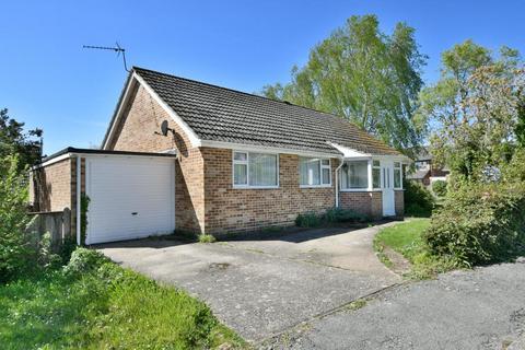 3 bed property, in Olivers Way, £375,000