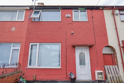 3 bed property, in Norwood Road, £100,000