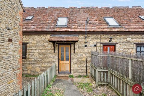 1 bed property, in Victoria Road, £210,000