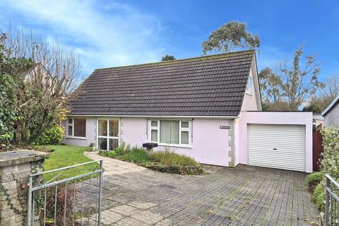 4 bed property, in Herland Road, £415,000