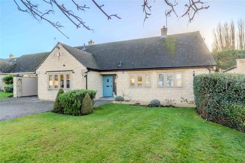 2 bed property, in Lifford Gardens, £1,100,000