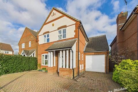 4 bed property, in Church Farm Close, £560,000