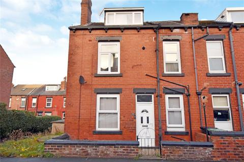 2 bed property, in Cobden Place, £135,000