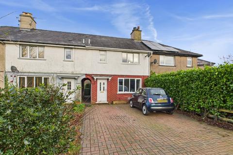 3 bed property, in 15 Castle Rise, £250,000