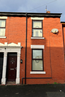 2 bed property, in Herschell Street, £145,000