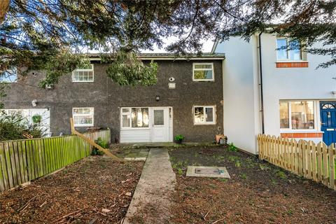 3 bed property, in Thornbury Road, £75,000