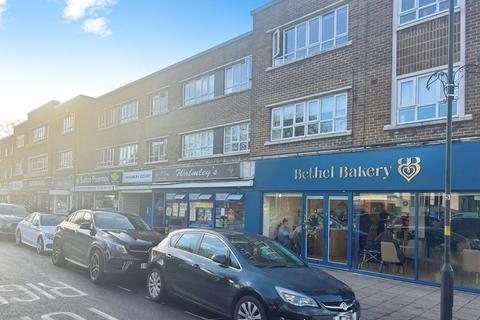 2 bed property, in Walmley Road, £60,000