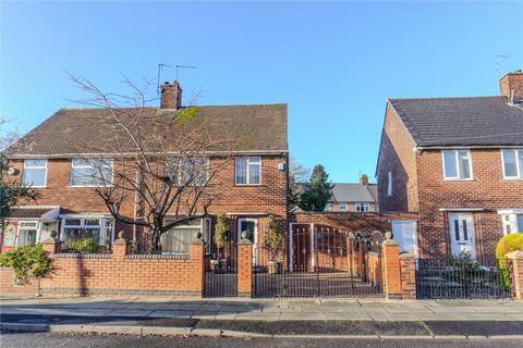 4 bed property, in Thornton Road, £400,000