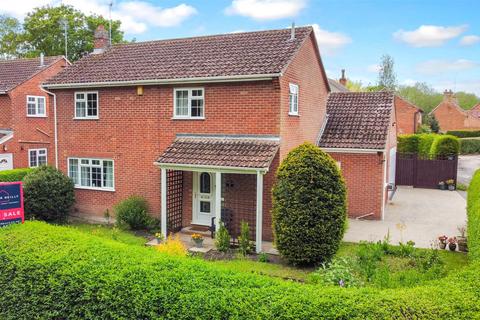4 bed property, in Tare Cottage, £450,000