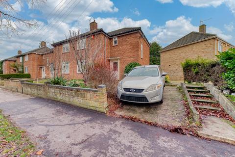 3 bed property, in Bluebell Road, £260,000