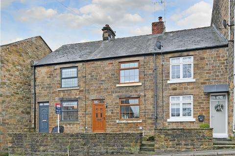 2 bed property, in Chesterfield Road, £180,000