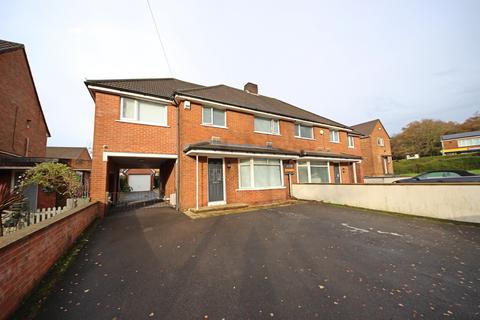 5 bed property, in Dolbery Road North, £335,000