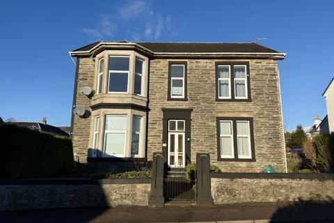 3 bed property, in 39 Wellington St, £159,000