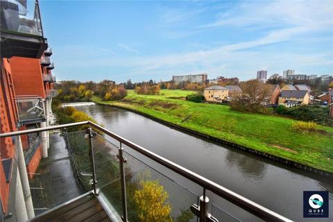 2 bed property, in Adelphi Street, £125,000