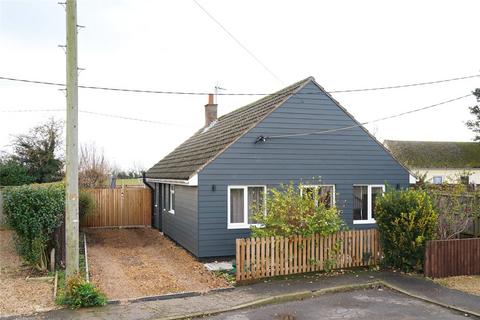 3 bed property, in Lancaster Close, £280,000