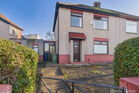 3 bed property, in Mansfield Road, £65,000