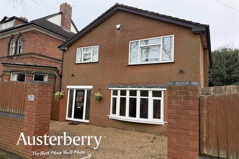 3 bed property, in Quarry Avenue, £310,000