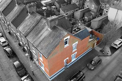 3 bed property, in Earl Howe Street, £259,950
