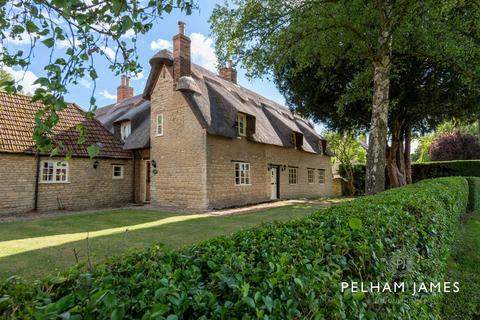 4 bed property, in Church Street, £1,150,000