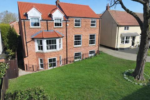 4 bed property, in Lavender Cottage, £375,000