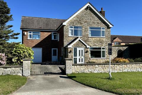 5 bed property, in Barton Le Willows, £545,000