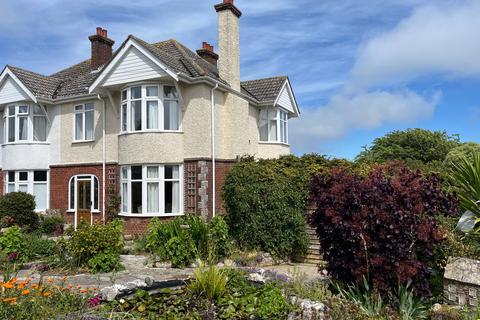3 bed property, in Durnford Drove, £595,000