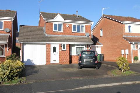 3 bed property, in Ensall Drive, £345,000