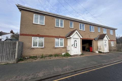 2 bed property, in Flat 3, £60,000