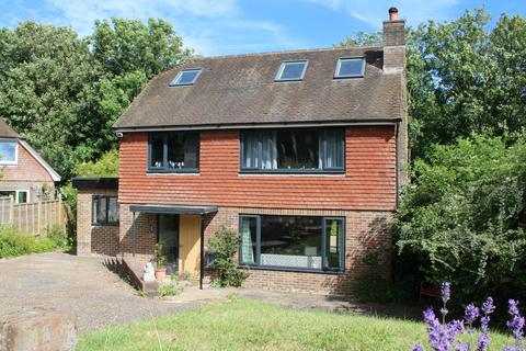 5 bed property, in Cranedown, £859,950