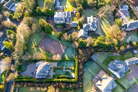 Land, in Peel Road, £500,000