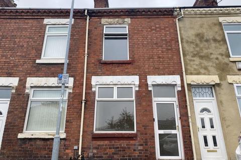 2 bed property, in Spode Street, £100,000