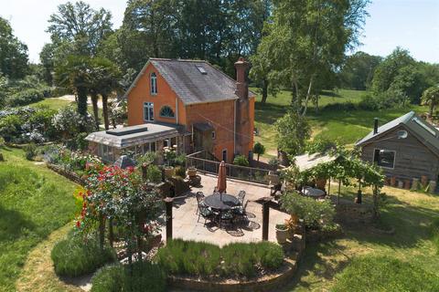 4 bed property, in Whimple, £825,000