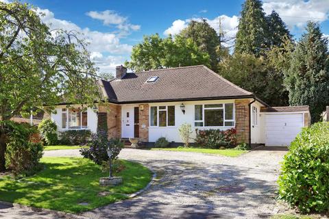 3 bed property, in Cherry Drive, £835,000