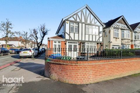 4 bed property, in Woodford Avenue, £950,000