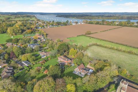 4 bed property, in The Triangle, £1,500,000