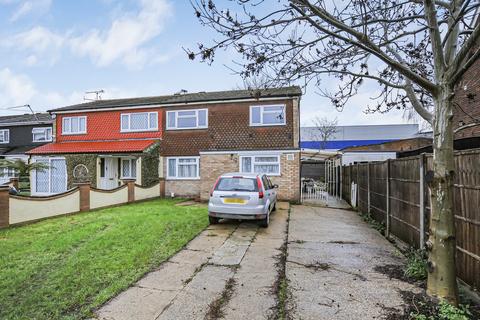 3 bed property, in Sherborne Close, £499,950