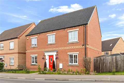 4 bed property, in Dunlin Drive, £270,000