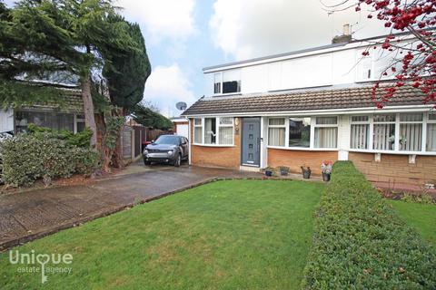 3 bed property, in Willow Grove, £245,000