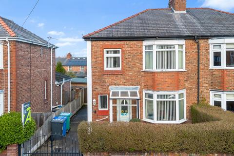 3 bed property, in Southern Street, £385,000