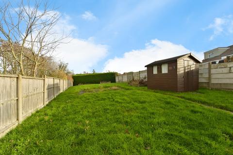 3 bed property, in Station Road, £210,000